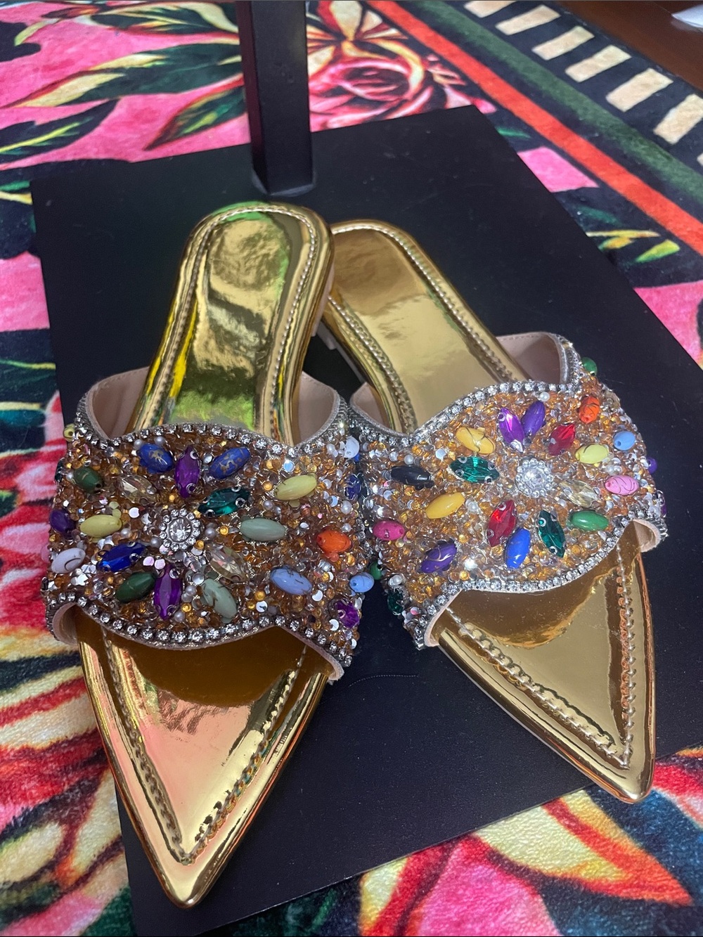 Gold Jeweled Pointed-Toe Women’s Slip-On Mules size 36